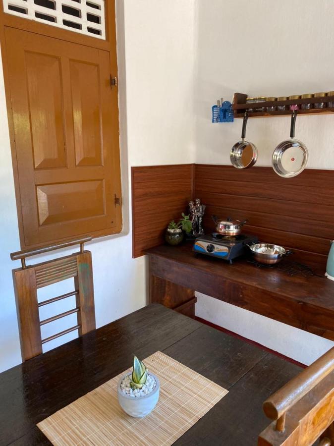 Ami Place Rooms With Kitchen Хиккадува Экстерьер фото